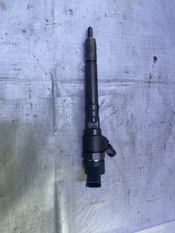 Injector - Hyundai Tucson 1 generation [2004 - 2010] Crossover 2.0 CRDI MT 2WD (112 hp)