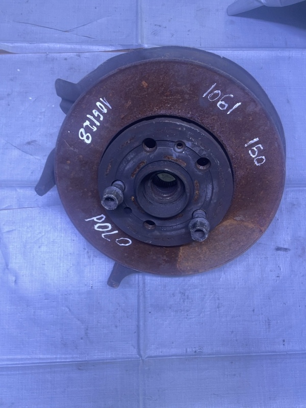 Fuzetă - Parte montare: Stânga față - Volkswagen Polo 4 generation [2001 - 2005] Hatchback 5-doors 1.4 TDI MT (75 hp)