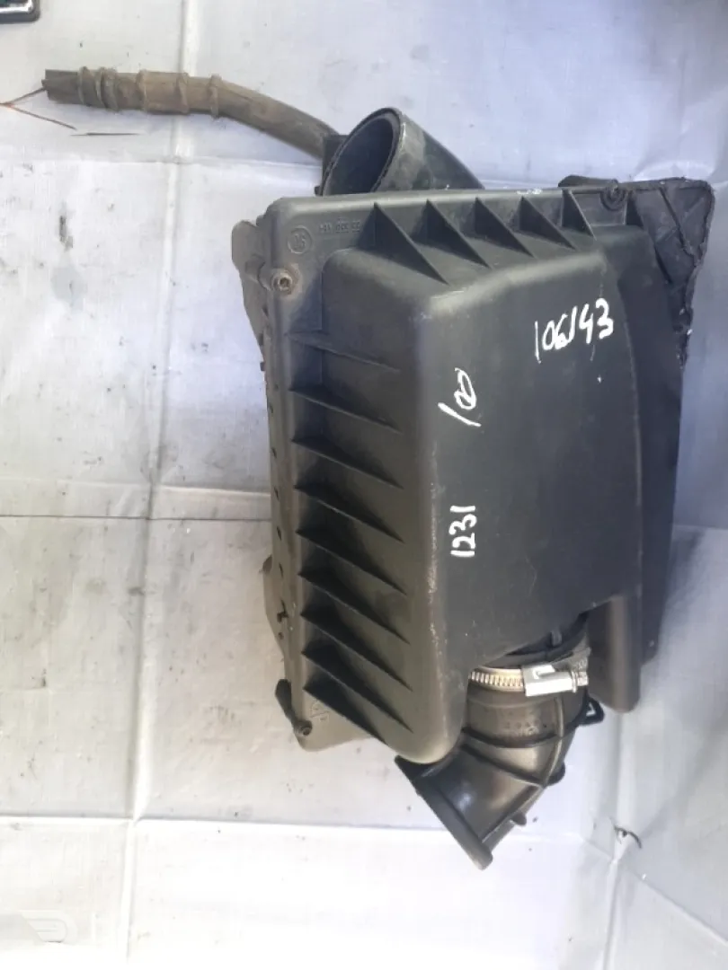 Carcasă filtru aer - Opel Astra H [2004 - 2007] wagon 1.7 CDTI MT  (100 hp)