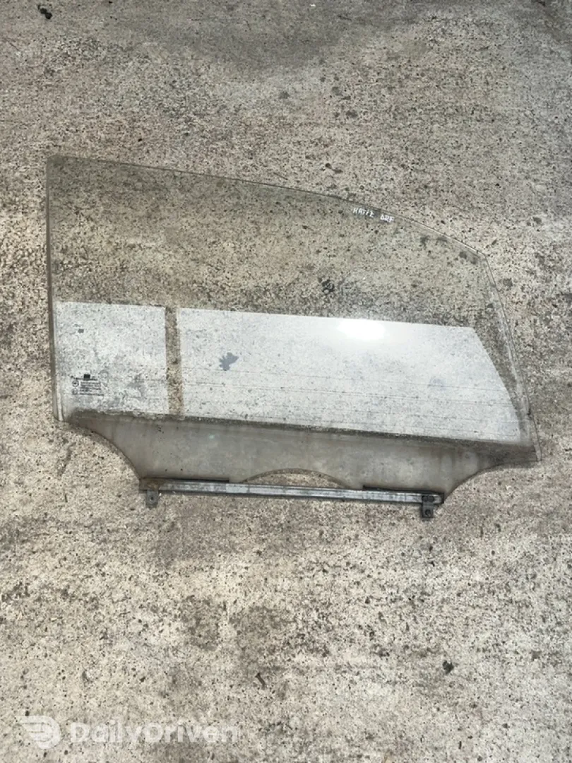 Geam lateral  - Parte montare: Dreapta față, Varianta: Hatchback - Daewoo Matiz 2 generation [2005 - 2009] Hatchback 5 doors 0.8 MT (52 hp)
