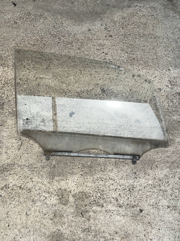 Geam lateral  - Parte montare: Dreapta față, Varianta: Hatchback - Daewoo Matiz 2 generation [2005 - 2009] Hatchback 5 doors 0.8 MT (52 hp)