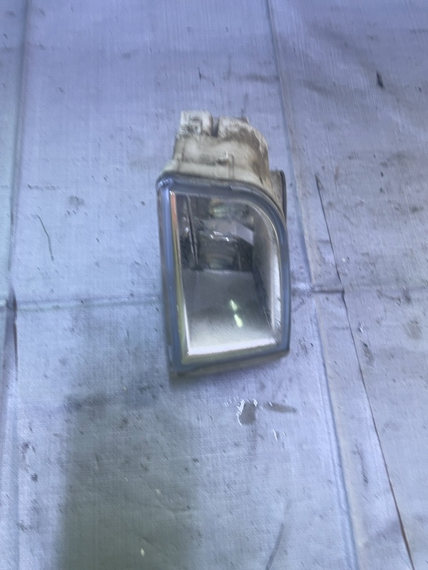 Far ceață - Parte montare: Dreapta față - Skoda Fabia 6Y [1999 - 2004] Combi wagon 5-doors 1.4 MT (101 hp)