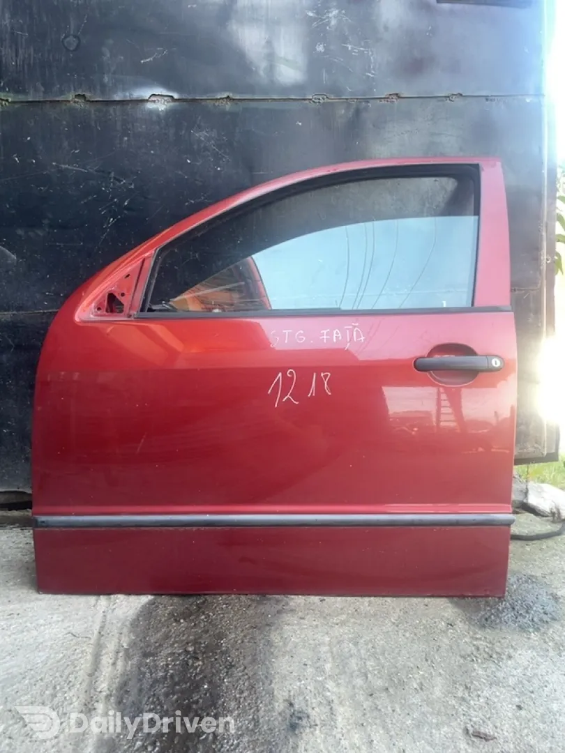 Ușă față - Culoare: Vișiniu, Parte montare: Stânga față - Skoda Fabia 6Y [1999 - 2004] Combi wagon 5-doors 1.4 MT (101 hp)
