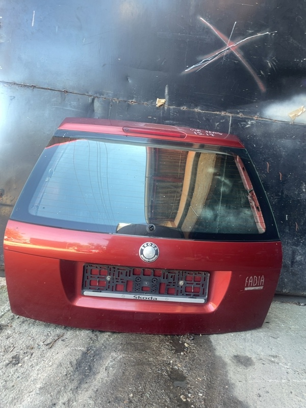 Haion - Culoare: Vișiniu, Varianta: Wagon 5 uși - Skoda Fabia 6Y [1999 - 2004] Combi wagon 5-doors 1.4 MT (101 hp)