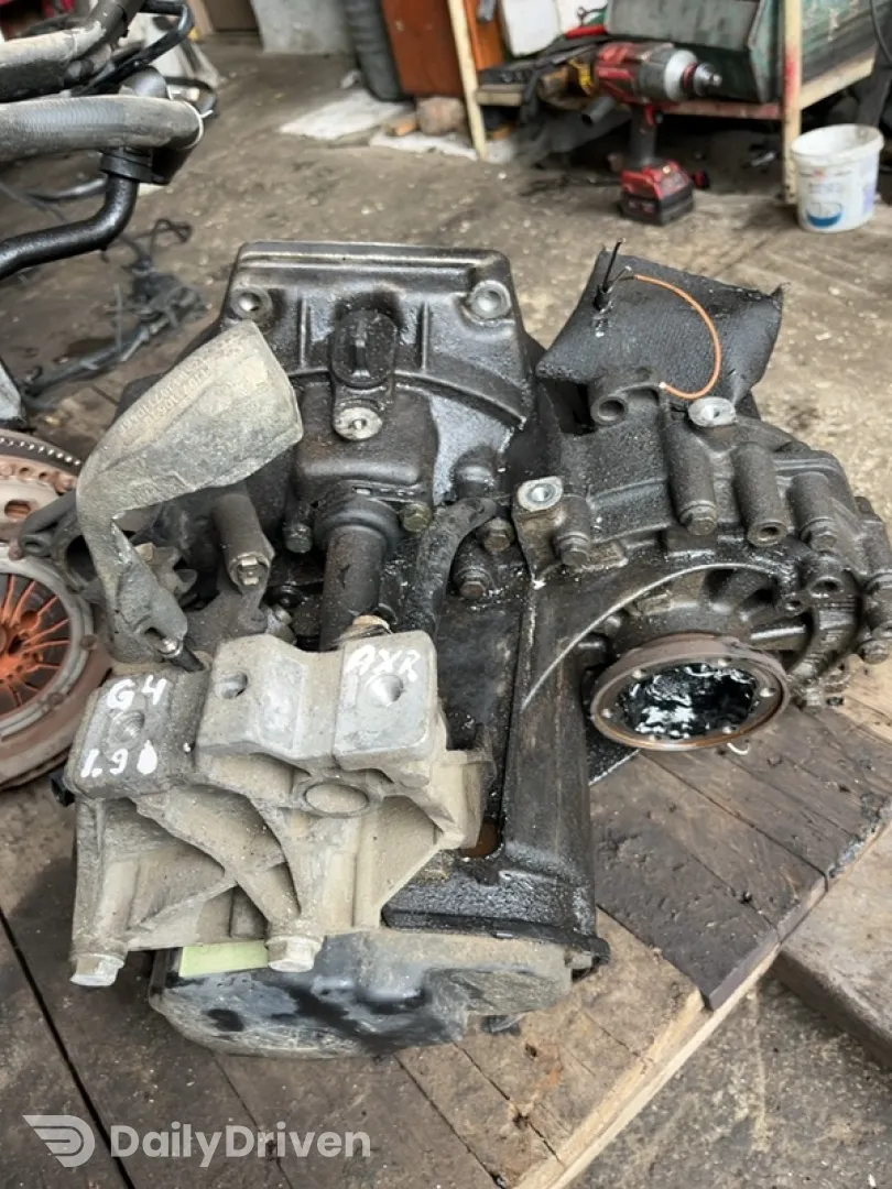 Cutie de viteze - Manuală, Alte specificații: 5+1 Viteze - Volkswagen Golf 4 generation [1997 - 2006] wagon 1.9 TDI MT (100 hp)
