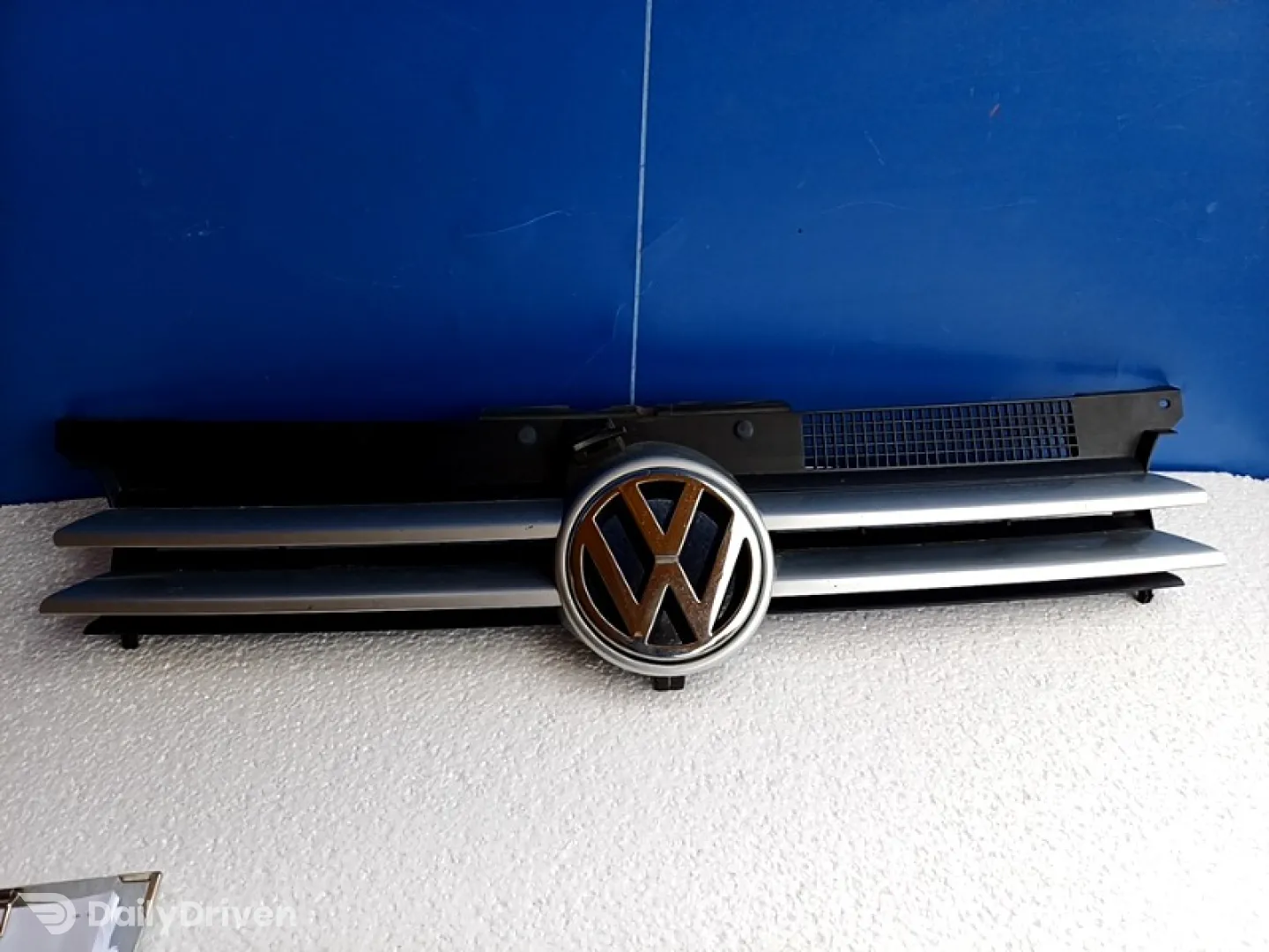 Grilă radiator - Culoare: Gri - Volkswagen Golf 4 generation [1997 - 2006] wagon 1.9 TDI MT (100 hp)