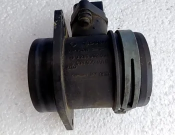 Debitmetru aer - Volkswagen Golf 4 generation [1997 - 2006] wagon 1.9 TDI MT (100 hp)