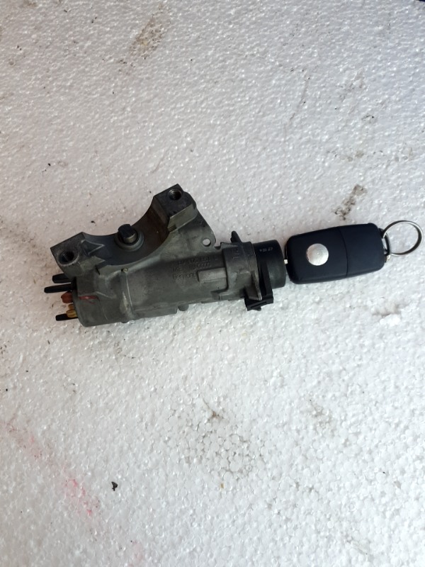 Contact cu cheie - Volkswagen Golf 4 generation [1997 - 2006] wagon 1.9 TDI MT (100 hp)
