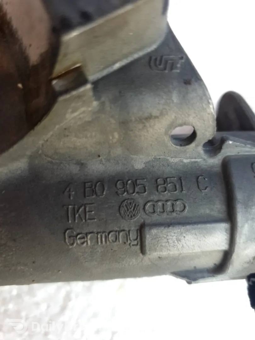 Contact cu cheie - Volkswagen Golf 4 generation [1997 - 2006] wagon 1.9 TDI MT (100 hp)