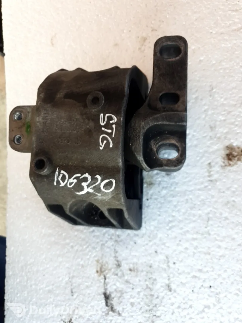 Suport cutie viteze - Volkswagen Golf 4 generation [1997 - 2006] wagon 1.9 TDI MT (100 hp)