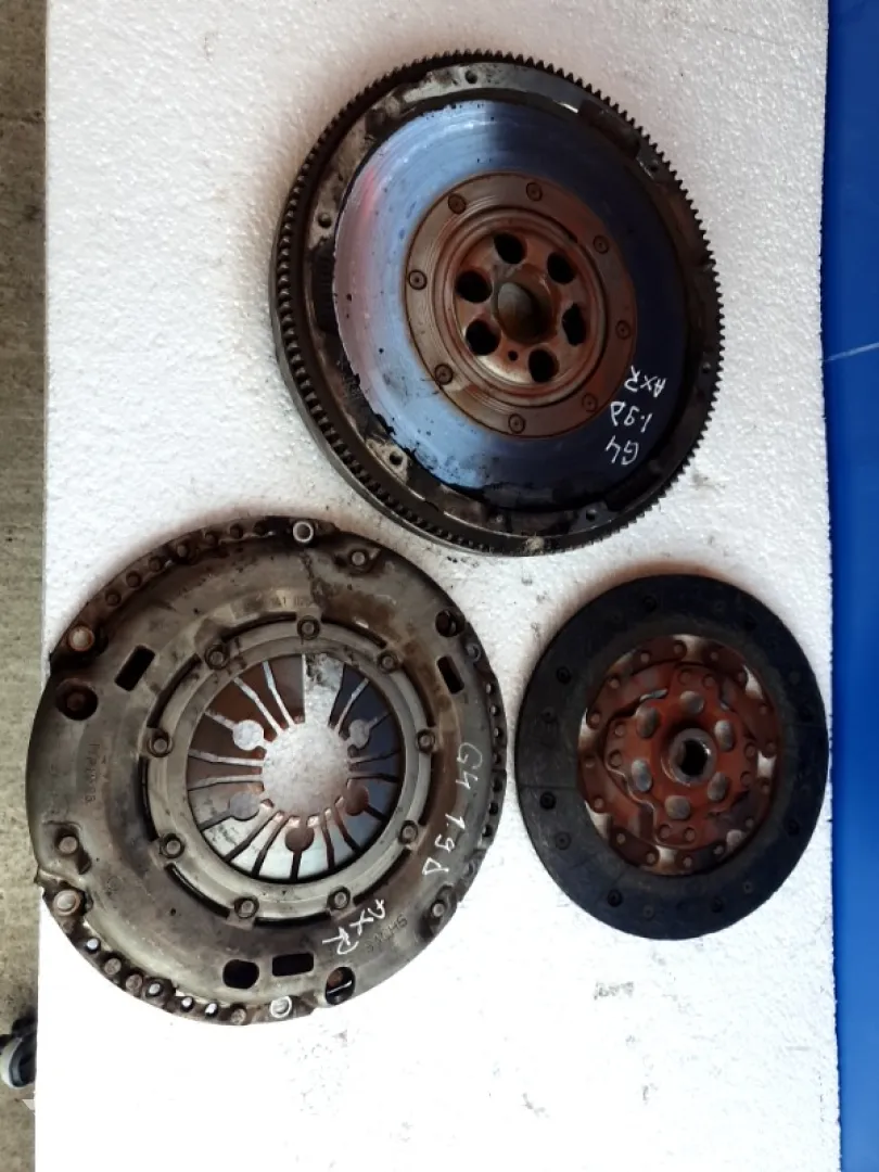 Kit ambreiaj - Volkswagen Golf 4 generation [1997 - 2006] wagon 1.9 TDI MT (100 hp)