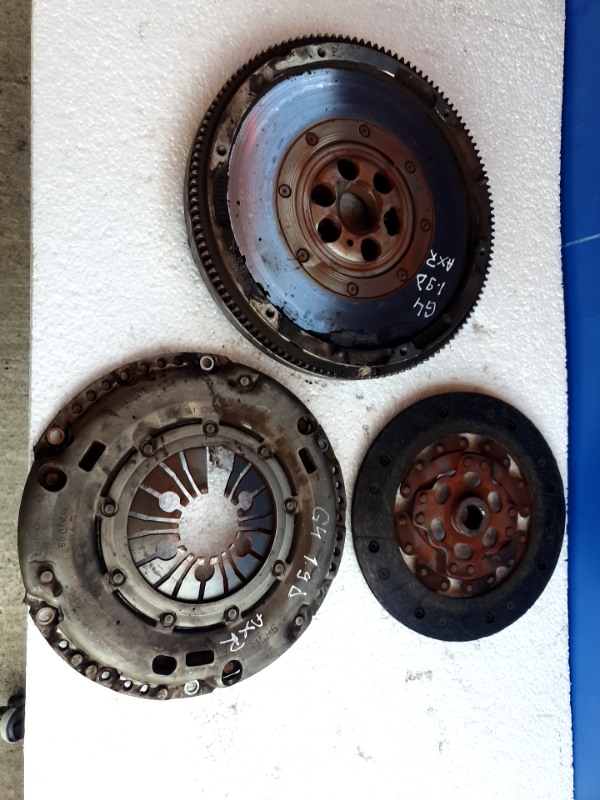 Kit ambreiaj - Volkswagen Golf 4 generation [1997 - 2006] wagon 1.9 TDI MT (100 hp)