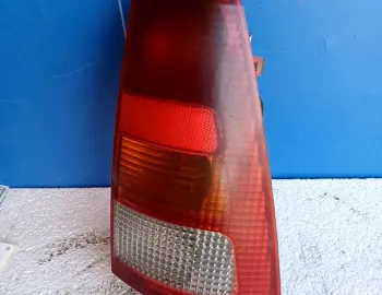 Lampă spate - Parte montare: Dreapta, Varianta: Wagon - Ford Focus 1 generation [1998 - 2004]