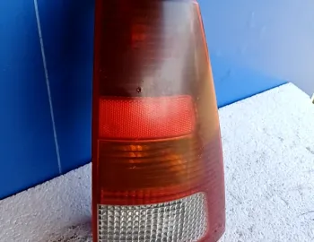 Lampă spate - Parte montare: Dreapta, Varianta: Wagon - Ford Focus 1 generation [1998 - 2004]