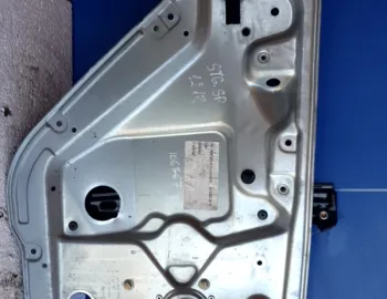 Macara geam  - Parte montare: Stânga spate, Manuală - Skoda Fabia 6Y [1999 - 2004] Combi wagon 5-doors 1.4 MT (101 hp)
