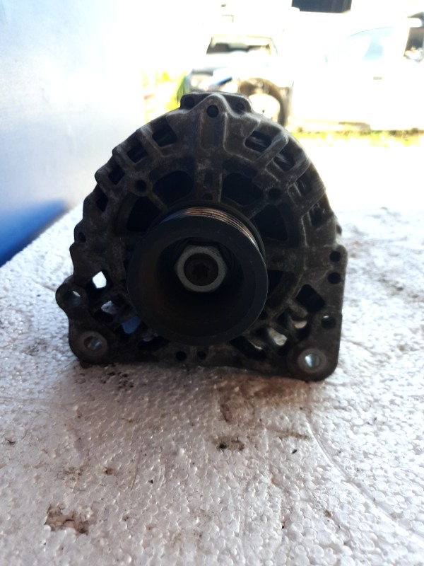 Alternator - Alte specificații: 90A - Volkswagen Golf 4 generation [1997 - 2006] wagon 1.4 MT (75 hp)