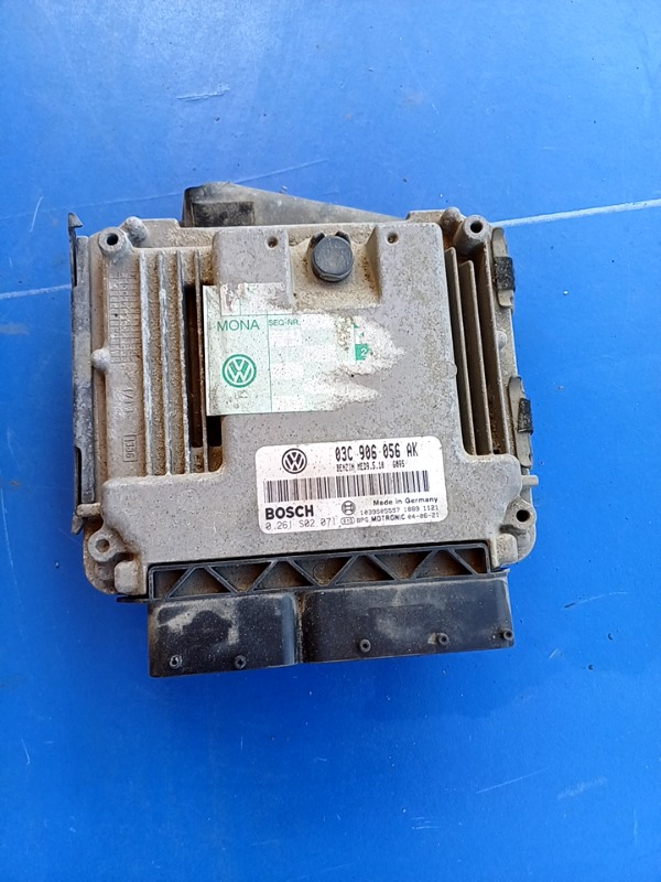 Calculator ECU - Volkswagen Golf 5 generation [2003 - 2009] Hatchback 5-doors 1.6 FSI MT (115 hp)