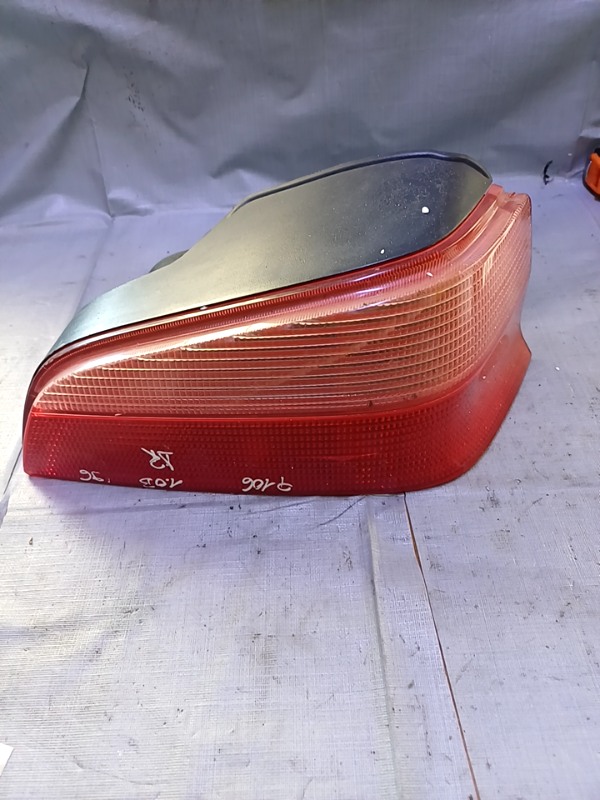 Lampă spate - Parte montare: Dreapta - Peugeot 106 1 generation [restyling] [1996 - 2003] Hatchback 3-doors 1.1 MT (60 hp)