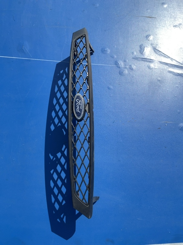 Grilă radiator - Ford Focus 1 generation [1998 - 2004]