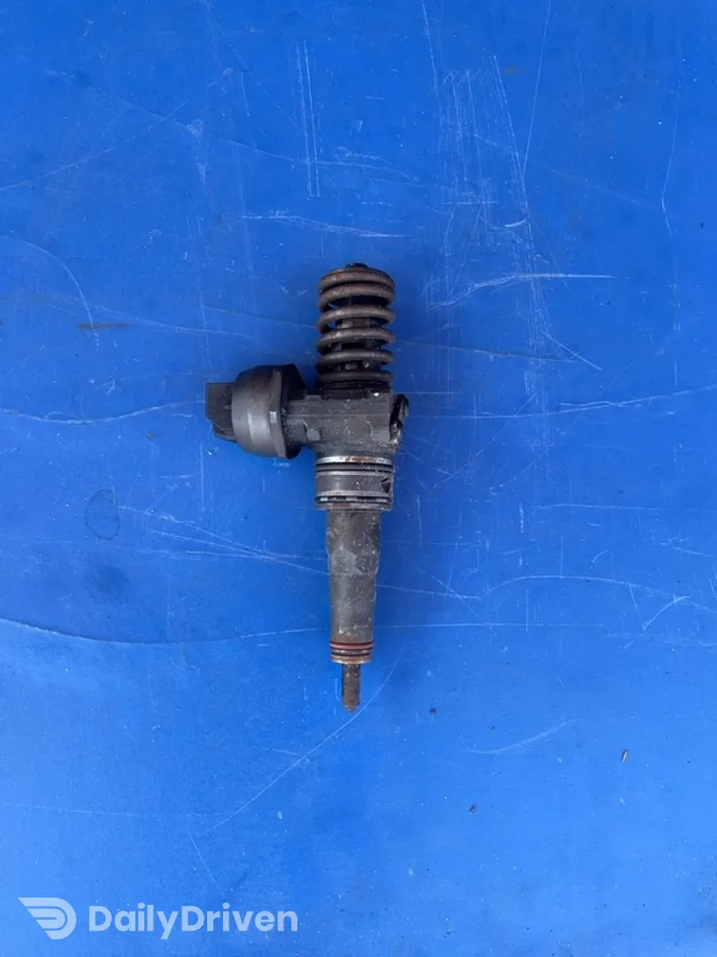 Injector - Volkswagen Passat B5.5 [restyling] [2000 - 2005]
