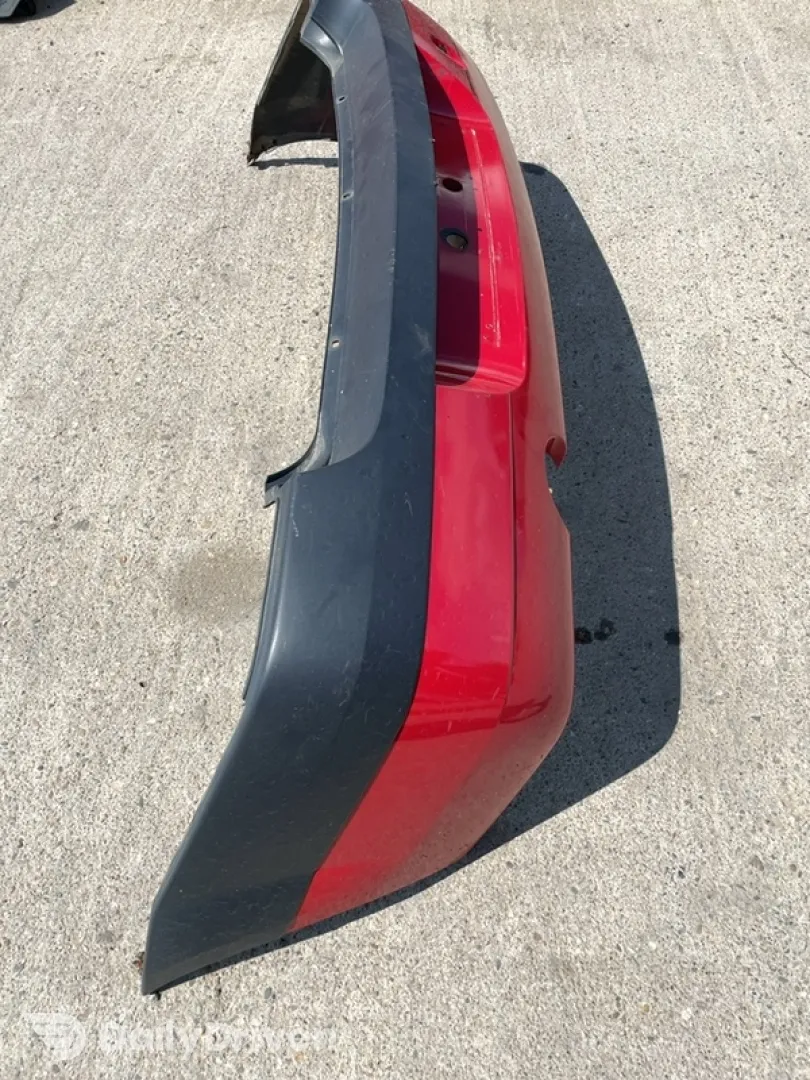 Bară protecție  - Culoare: Roșu, Parte montare: Spate - Dacia Logan 1 generation [2004 - 2008] Sedan 1.4 MT (75 hp)