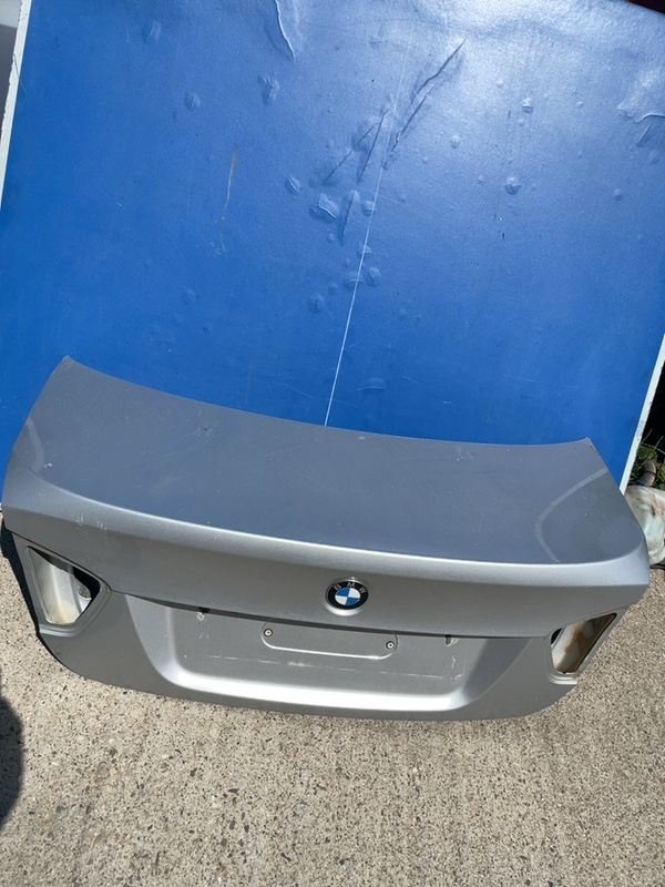Capotă portbagaj - Culoare: Gri, Varianta: Sedan - BMW 3 Series E90-E93 [2004 - 2010] Sedan 320i MT (150 hp)
