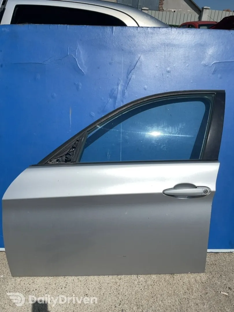 Ușă față - Culoare: GR, Parte montare: Stânga față - BMW 3 Series E90-E93 [2004 - 2010] Sedan 320i MT (150 hp)