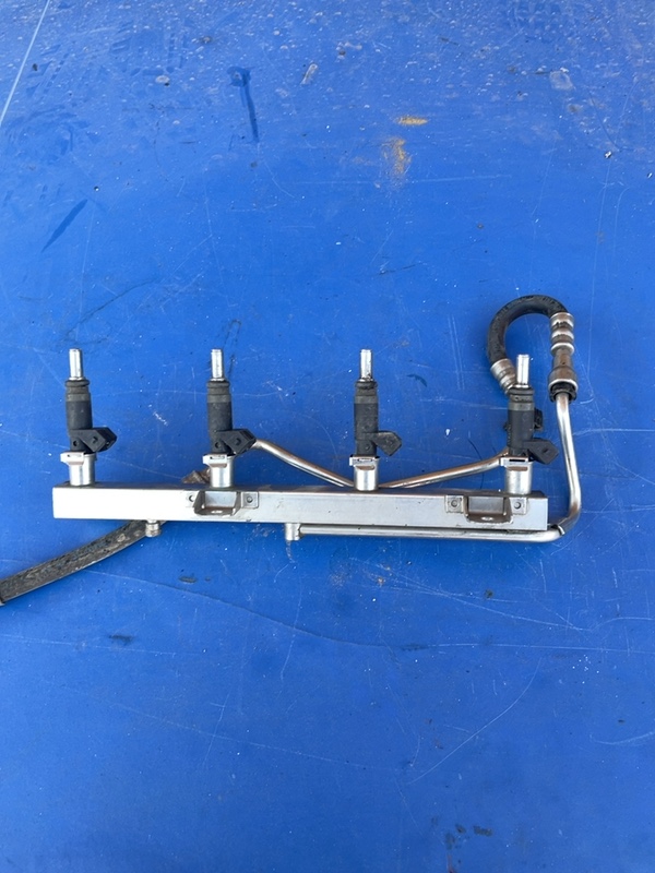 Injector - BMW 3 Series E90-E93 [2004 - 2010] Sedan 320i MT (150 hp)