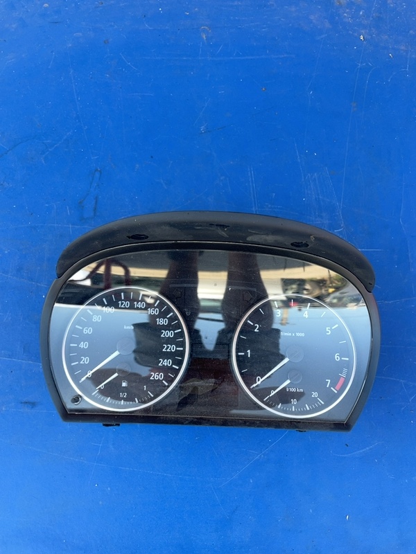 Ceas bord - BMW 3 Series E90-E93 [2004 - 2010] Sedan 320i MT (150 hp)