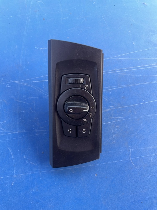 Bloc lumini - BMW 3 Series E90-E93 [2004 - 2010] Sedan 320i MT (150 hp)