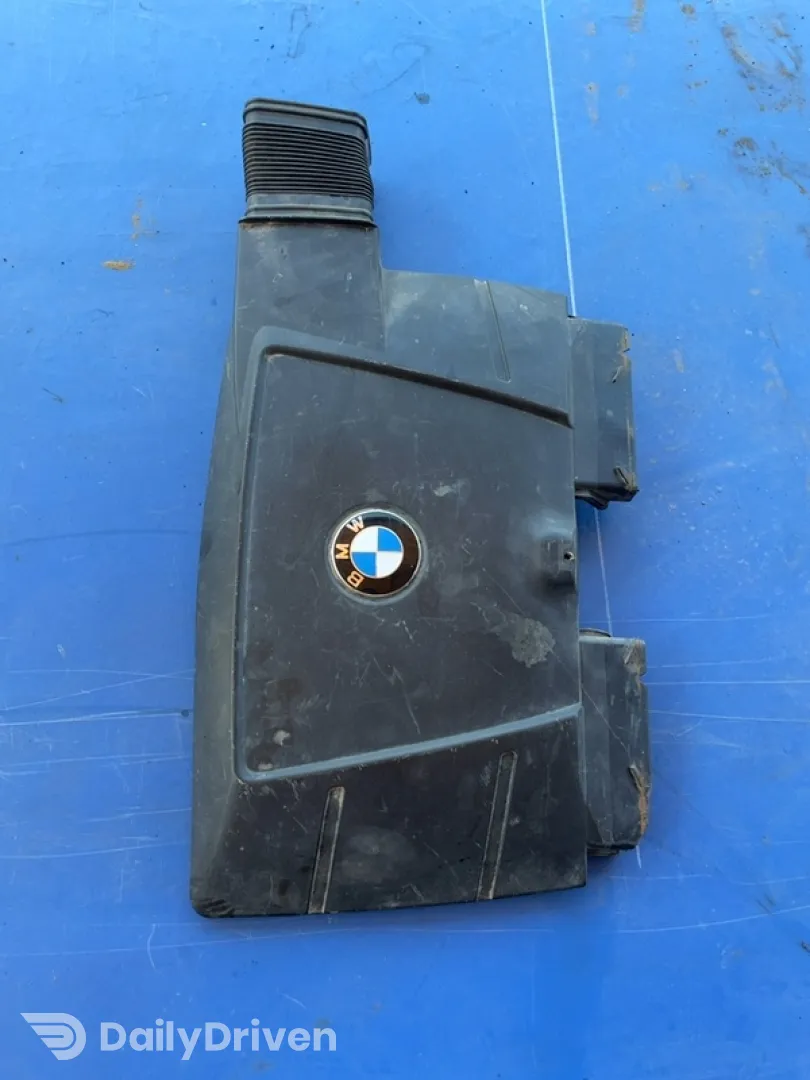 Capac motor - BMW 3 Series E90-E93 [2004 - 2010] Sedan 320i MT (150 hp)