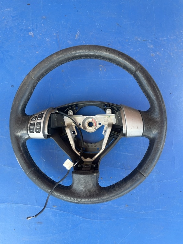 Volan - Suzuki Swift 3 generation [2004 - 2010] Hatchback 5-doors 1.3 AT (92 hp)