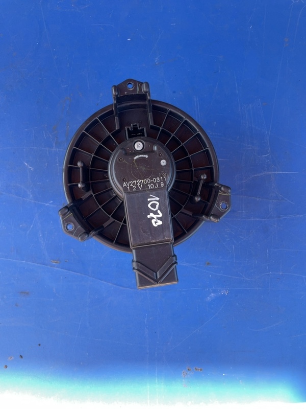 Ventilator habitaclu - Suzuki Swift 3 generation [2004 - 2010] Hatchback 5-doors 1.3 AT (92 hp)