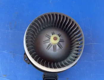 Ventilator habitaclu - Suzuki Swift 3 generation [2004 - 2010] Hatchback 5-doors 1.3 AT (92 hp)