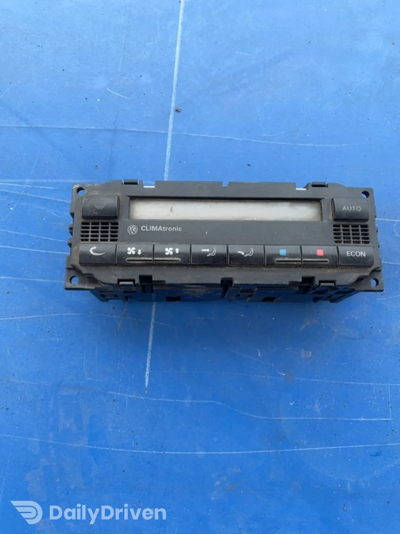 Climatronic - Volkswagen Golf 4 generation [1997 - 2006]