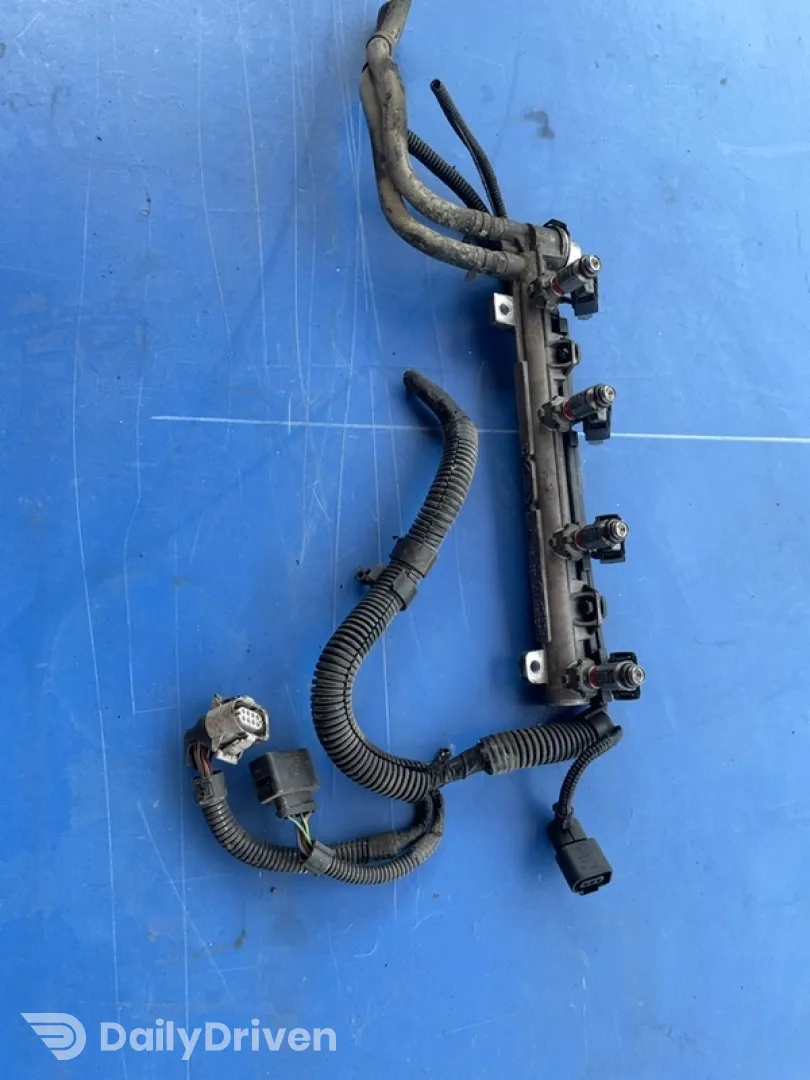Injector - Volkswagen Golf 4 generation [1997 - 2006] Hatchback 5-doors 1.4 MT (75 hp)