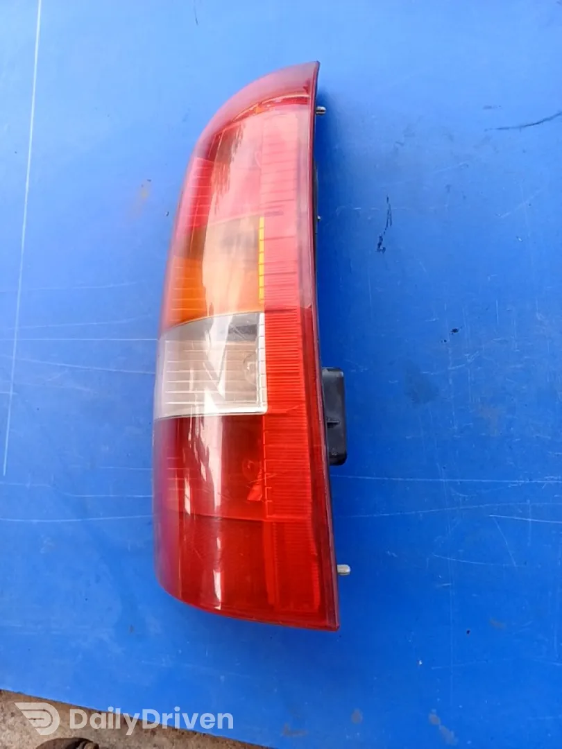 Lampă spate - Parte montare: Dreapta, Varianta: Wagon - Opel Astra G [1998 - 2009] wagon 5-doors 2.0 DTI MT (101 hp)