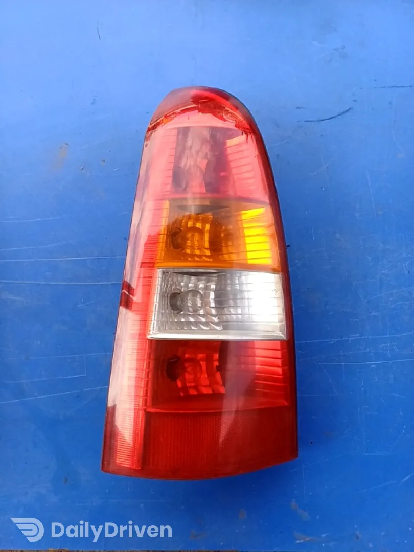 Lampă spate - Parte montare: Stânga, Varianta: Wagon - Opel Astra G [1998 - 2009]