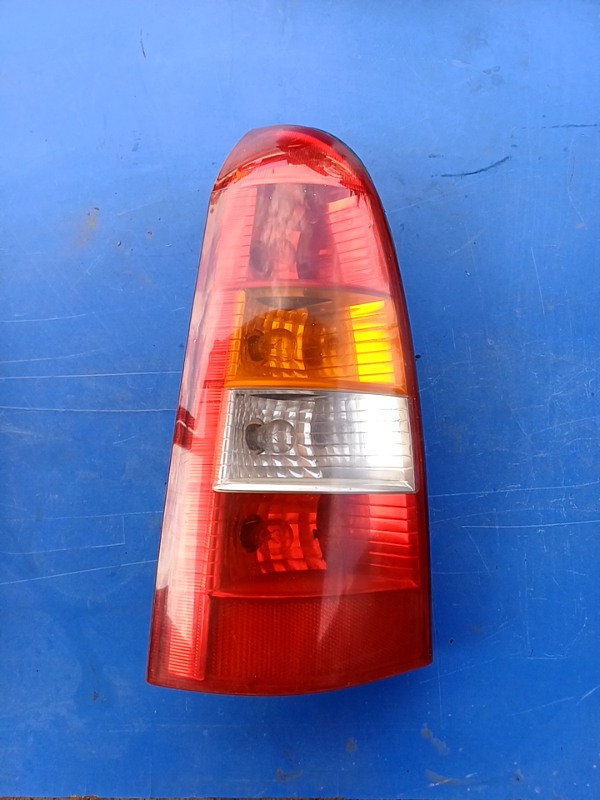 Lampă spate - Parte montare: Stânga, Varianta: Wagon - Opel Astra G [1998 - 2009]