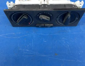 Panou comandă climă - Volkswagen Golf 4 generation [1997 - 2006]