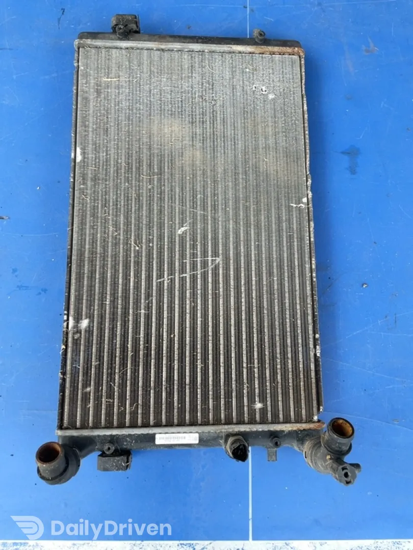 Radiator răcire - Volkswagen Golf 4 generation [1997 - 2006] Hatchback 5-doors 1.4 MT (75 hp)