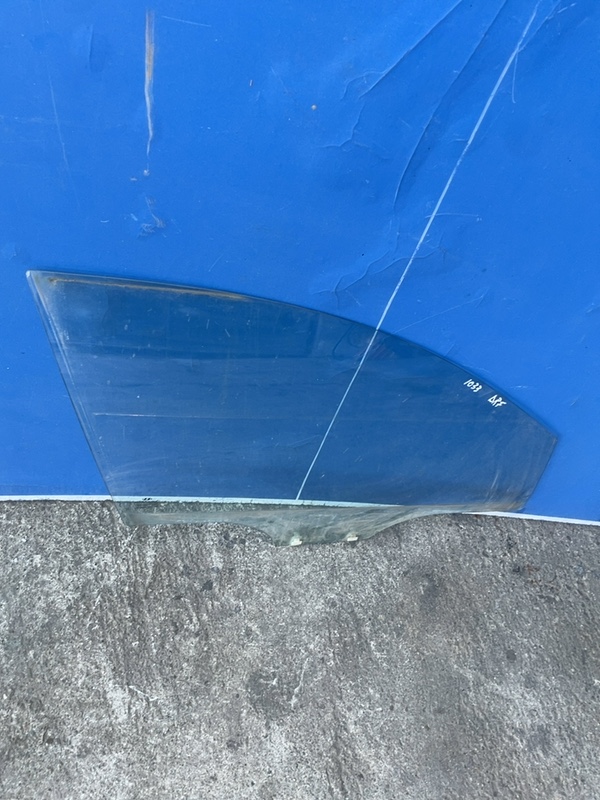 Geam lateral  - Parte montare: Dreapta față - Hyundai i10 1 generation [2007 - 2009] Hatchback 1.1 MT (67 hp)