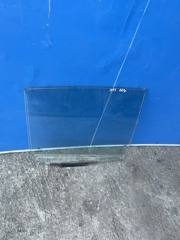 Geam lateral - Parte montare: Dreapta spate - Hyundai i10 1 generation [2007 - 2009] Hatchback 1.1 MT (67 hp)