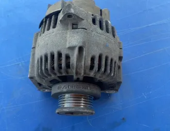 Alternator - Renault Megane 2 generation [2002 - 2006] Sedan 1.6 MT (113 hp)