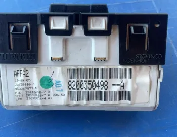Display bord - Renault Megane 2 generation [2002 - 2006] Sedan 1.6 MT (113 hp)
