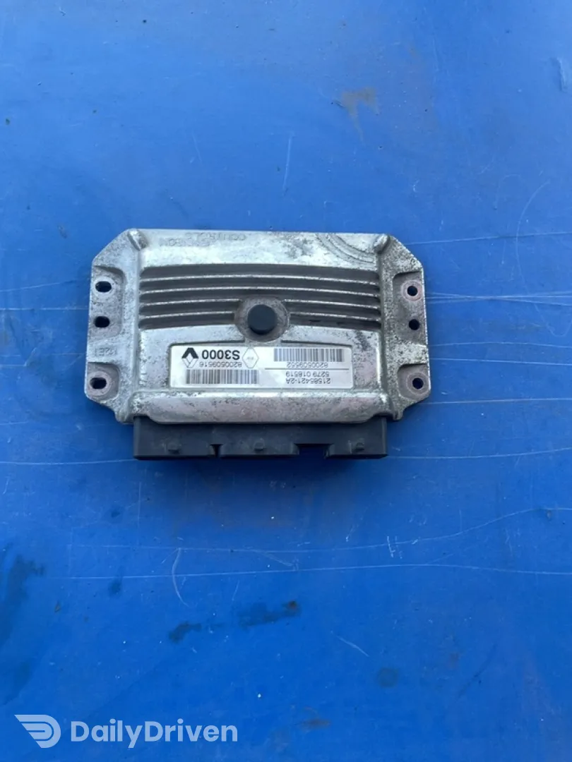 Calculator ECU - Renault Megane 2 generation [2002 - 2006] Sedan 1.6 MT (113 hp)