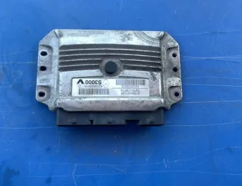 Calculator ECU - Renault Megane 2 generation [2002 - 2006] Sedan 1.6 MT (113 hp)