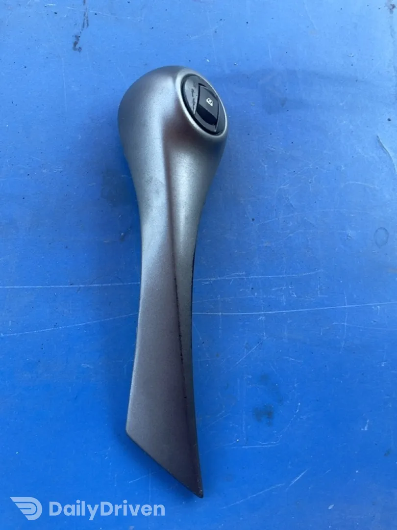 Buton ridicare geam - Parte montare: Dreapta față - Renault Megane 2 generation [2002 - 2006] Sedan 1.6 MT (113 hp)