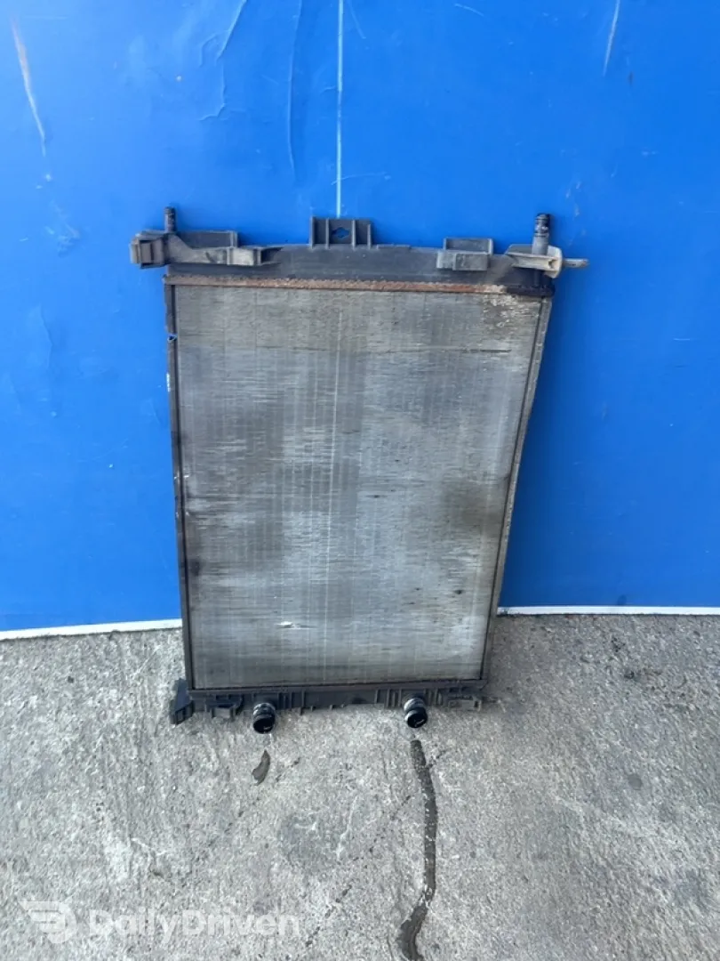 Radiator răcire - Renault Megane 2 generation [2002 - 2006] Sedan 1.6 MT (113 hp)