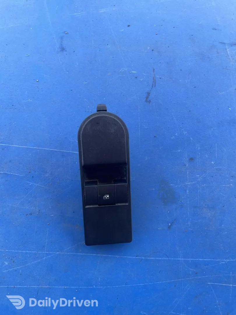 Buton ridicare geam - Parte montare: Dreapta față - Opel Zafira B [2005 - 2010] Minivan 5-doors 1.9 CDTI MT (150 hp)